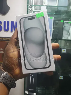 New Apple iPhone 15 256 GB Black