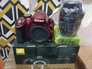 Nikon D3200 for Sale in Ojo Alaba