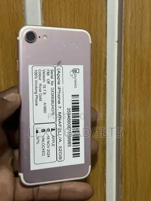 Apple iPhone 7 32 GB Rose Gold
