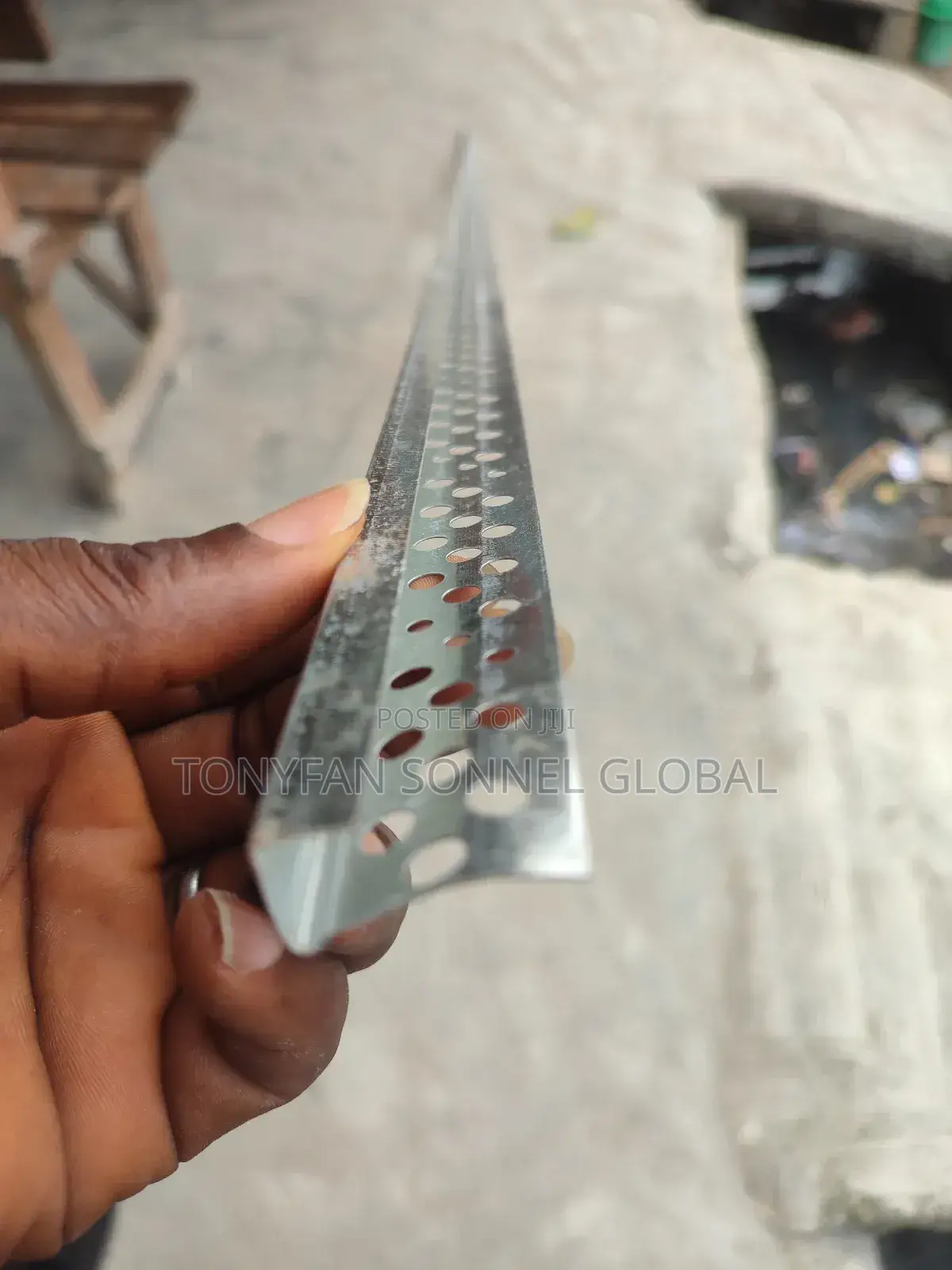 Cap Bead or G Trim