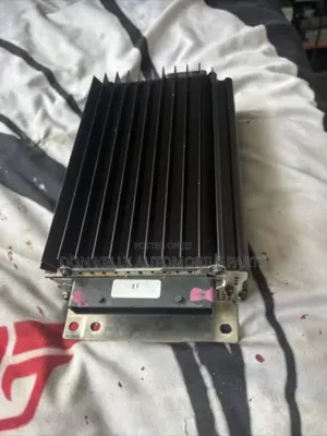 Porsche Cayenne Amplifier 2004/2006