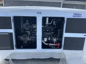 Original England Perkins Soundproof Diesel Generator 200kva