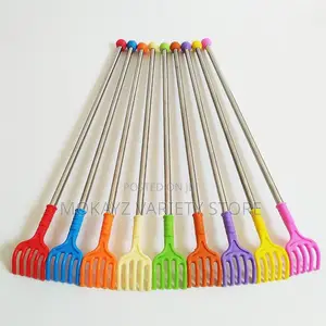 Extendable Back Scratcher (Minimum of 20 Pieces)
