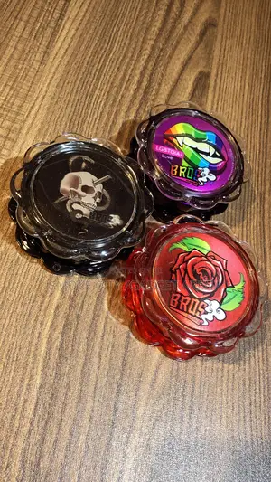 Grinders Available in Different Designs and Colors