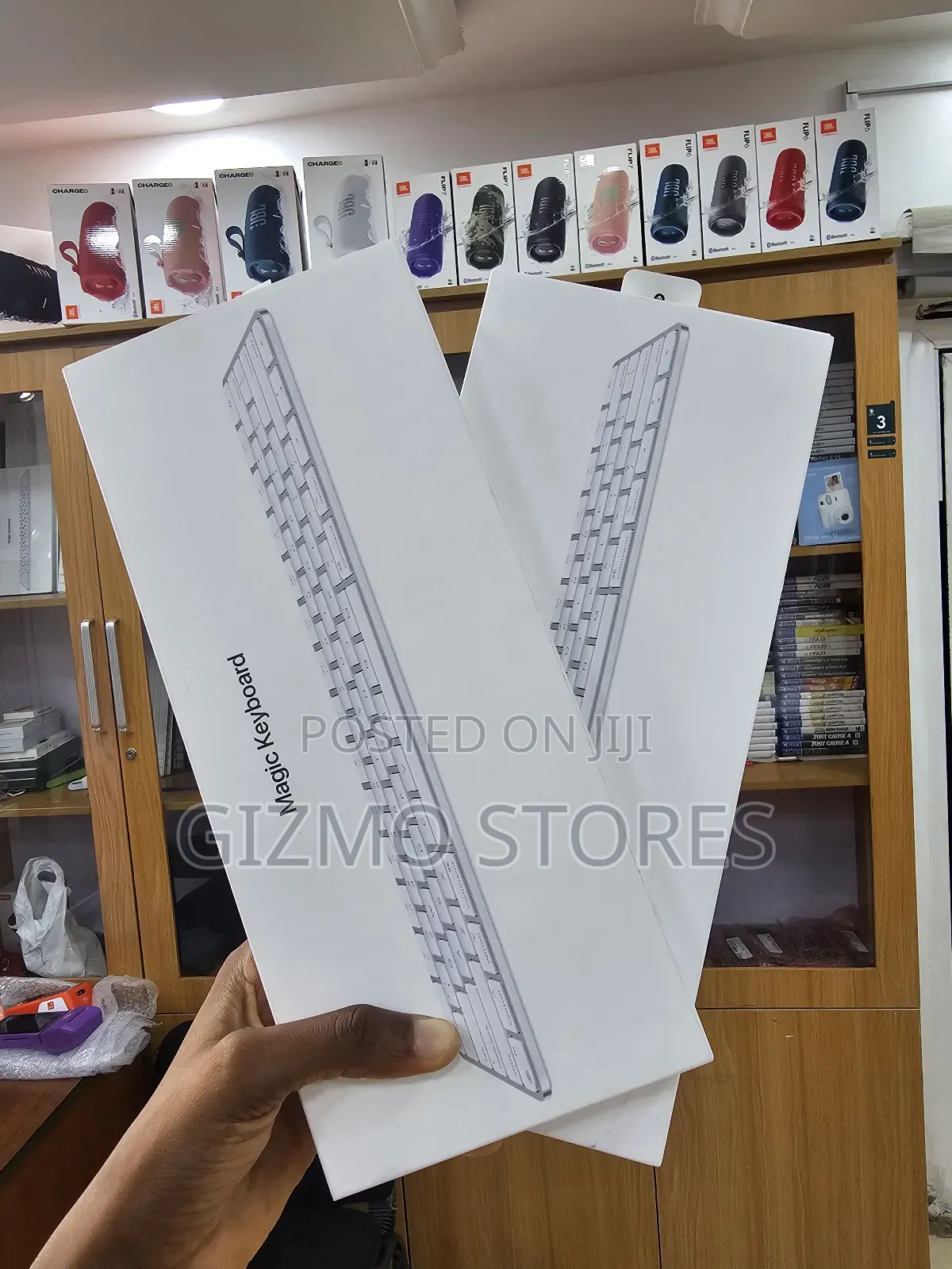 Open Box Magic Keyboard 3