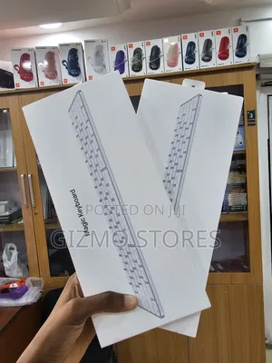 Open Box Magic Keyboard 3