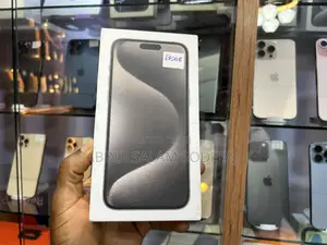 New Apple iPhone 15 Pro Max 512 GB Silver