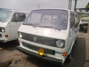 Volkswagen Transporter 1999 White