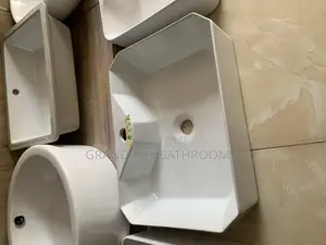 Modern Ceramic Countertop Wash Basin