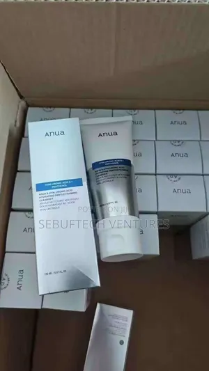 Anua Hyaluron 8 + Panthenol Hydrating Foaming Cleanser 150ml