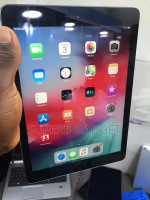 Apple iPad Air 16 GB Silver