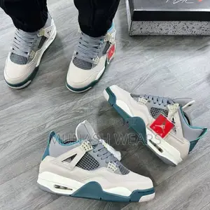Jordan Retro Sneakers 01