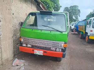 Toyota Dyna 2003 Green