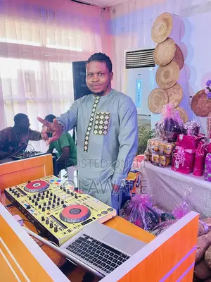 Dj Shugga Service
