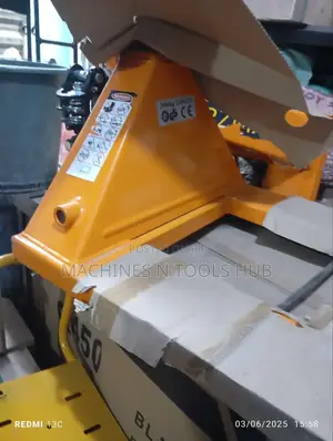 3000kg Wide Pallet Truck