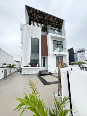 Furnished 6bdrm Duplex in Ikota for sale