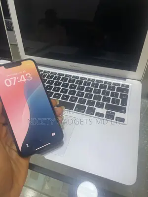 Apple iPhone 13 128 GB Black