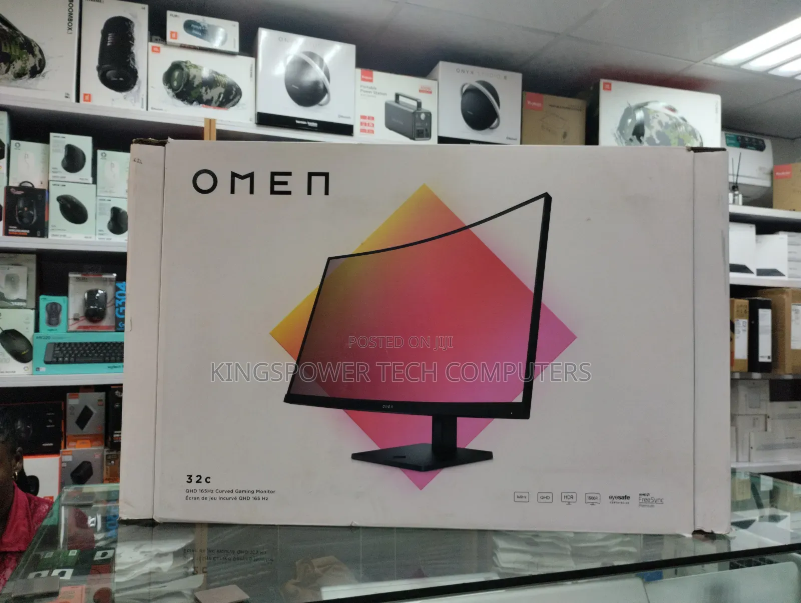 Omen Curved 32 Inch