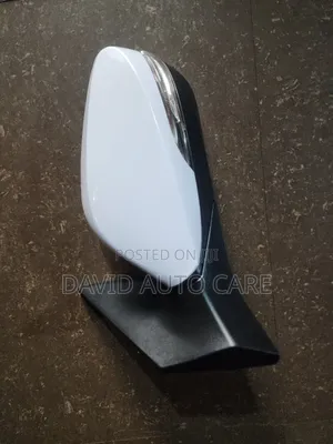 Side Mirror Hyundai Elentra 2012 Available
