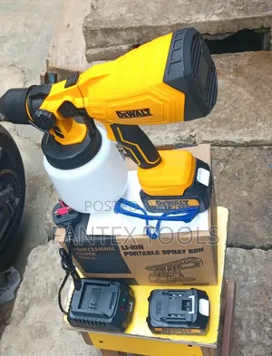 Dewalt Lithium Spraying Machine.