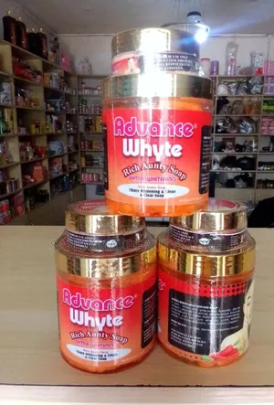 Advance White Rich Aunty Soap