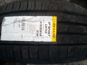 235 50 R18 Dunlop and Michelin and Bridegstone Tire Non China