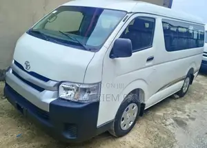 Toyota HiAce 2012 White