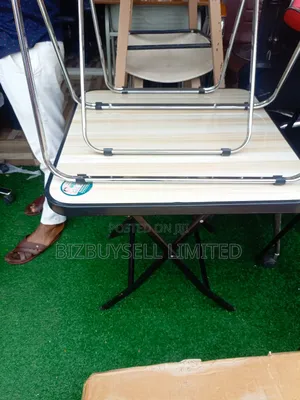 Foldable Dinning And Reading Table.