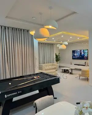 Deluxe 4-Bedroom Luxury Duplex