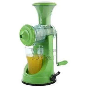 Manual Fruit and Vegetable Juicer - Green