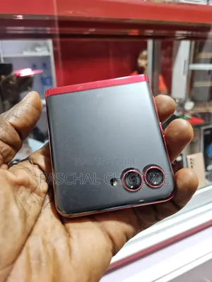 New Motorola Razr 40 Ultra 512 GB Red