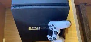 Slim Playstion 4