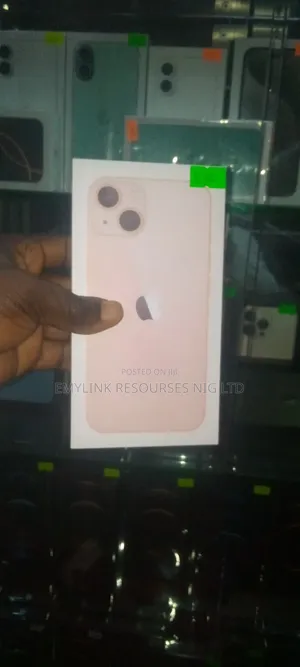 New Apple iPhone 13 256 GB Pink