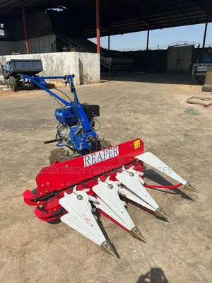 Rice Reaper / Harvester Machine