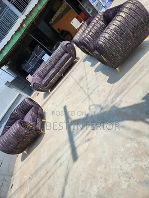 7 Seaters Luxury Upholstery Padded Chairs.
