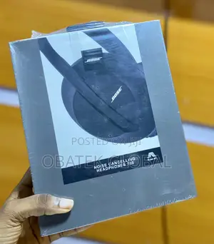 Bose Noise Cancelling Headphones 700