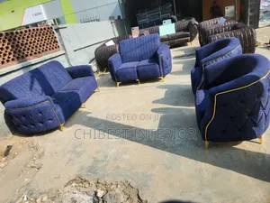 Sitting Room Padded 7 Seaters Chairs