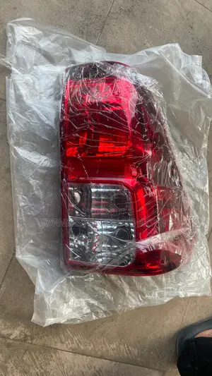 Real Lights Hilux 2017