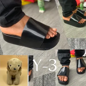 Y3 Unisex Slides NGN 65f