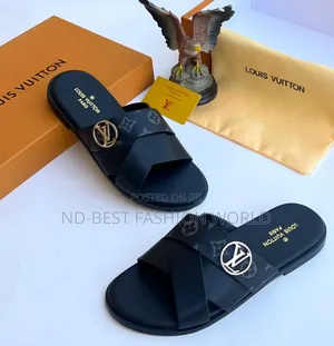 Black Louis Vuitton Luxury Slippers
