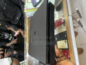 Original Ps4 Slim Console