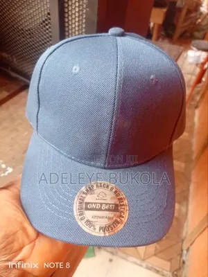 Snapback Face Cap
