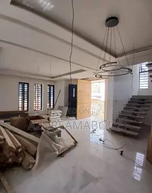 5bdrm Duplex in Ikeja Gra for sale