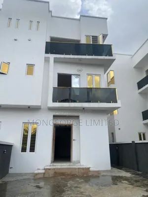 4bdrm Duplex in Opebi for sale