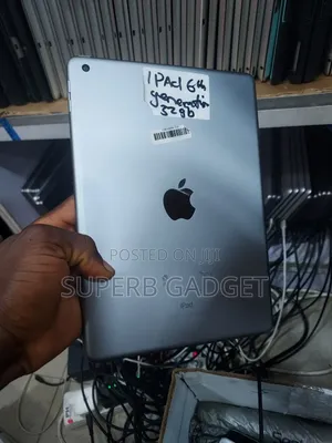 Apple iPad 9.7 32 GB Silver