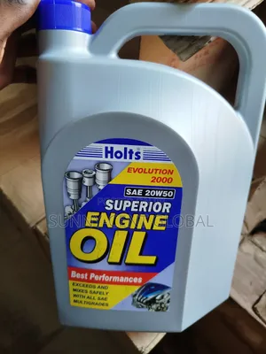 Holt's Revolution 2000 Superior Engine Oil 5litres.