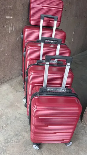 Set of 5 Rubber Travel Boxes Wine Colour
