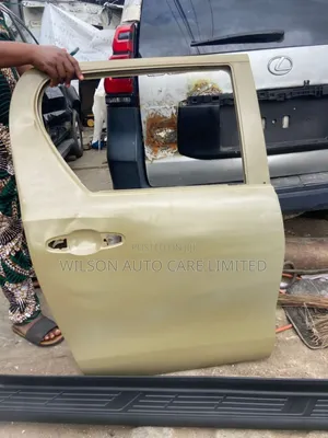 Back Door Hillux 2018 Model Right Side