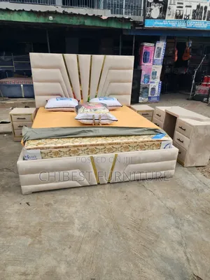 Classic 6by6 Upholstery Bed With Dresser and Side Drawers