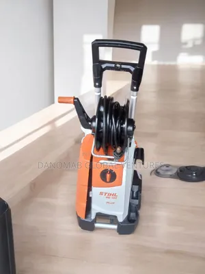 Stihl Re 130 Plus Heavy-Duty High Pressure Washer. 170bar